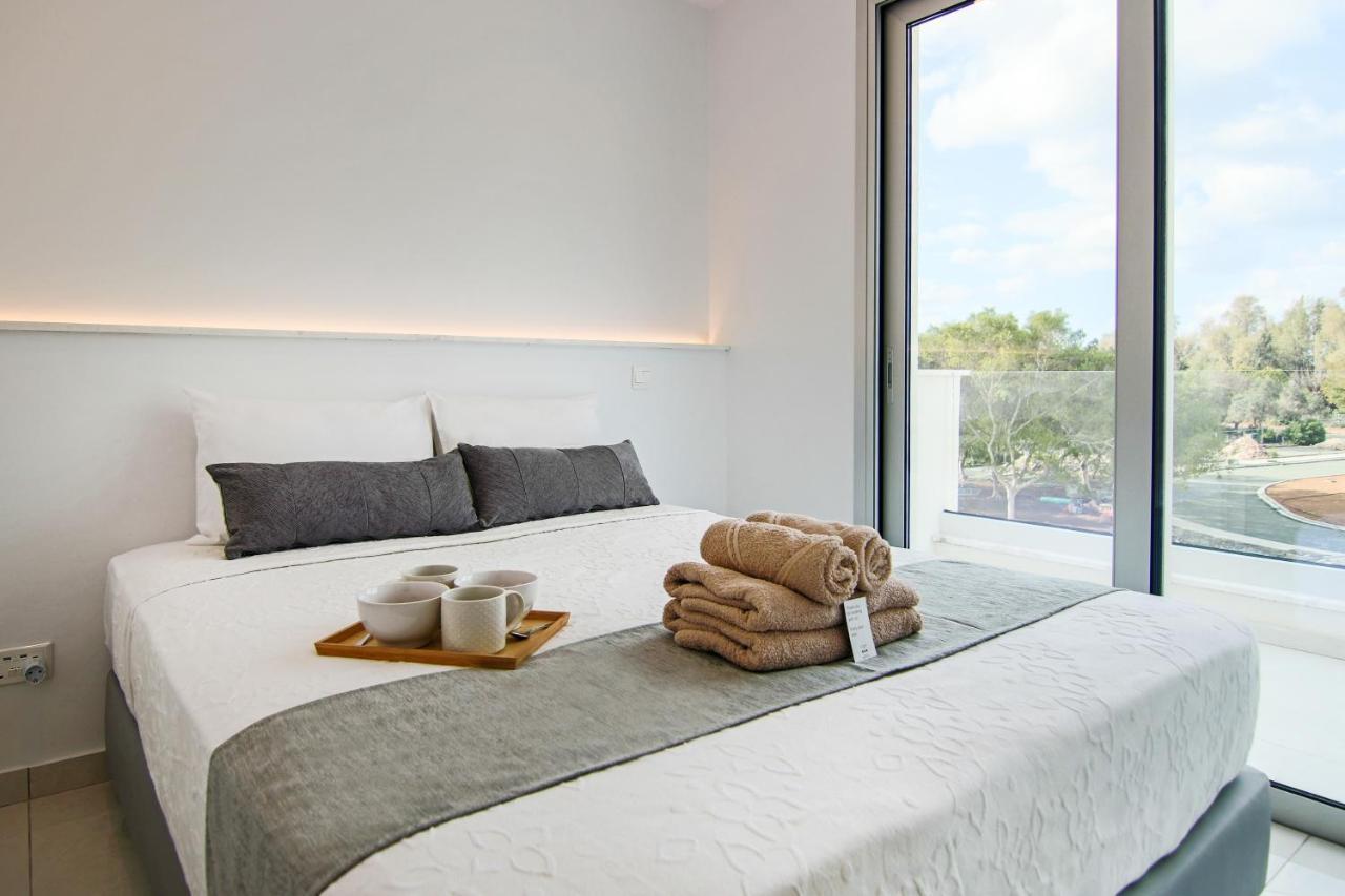 Apartamento Phaedrus Living - Seaside Executive Flat Harbour 202 Paphos Exterior foto