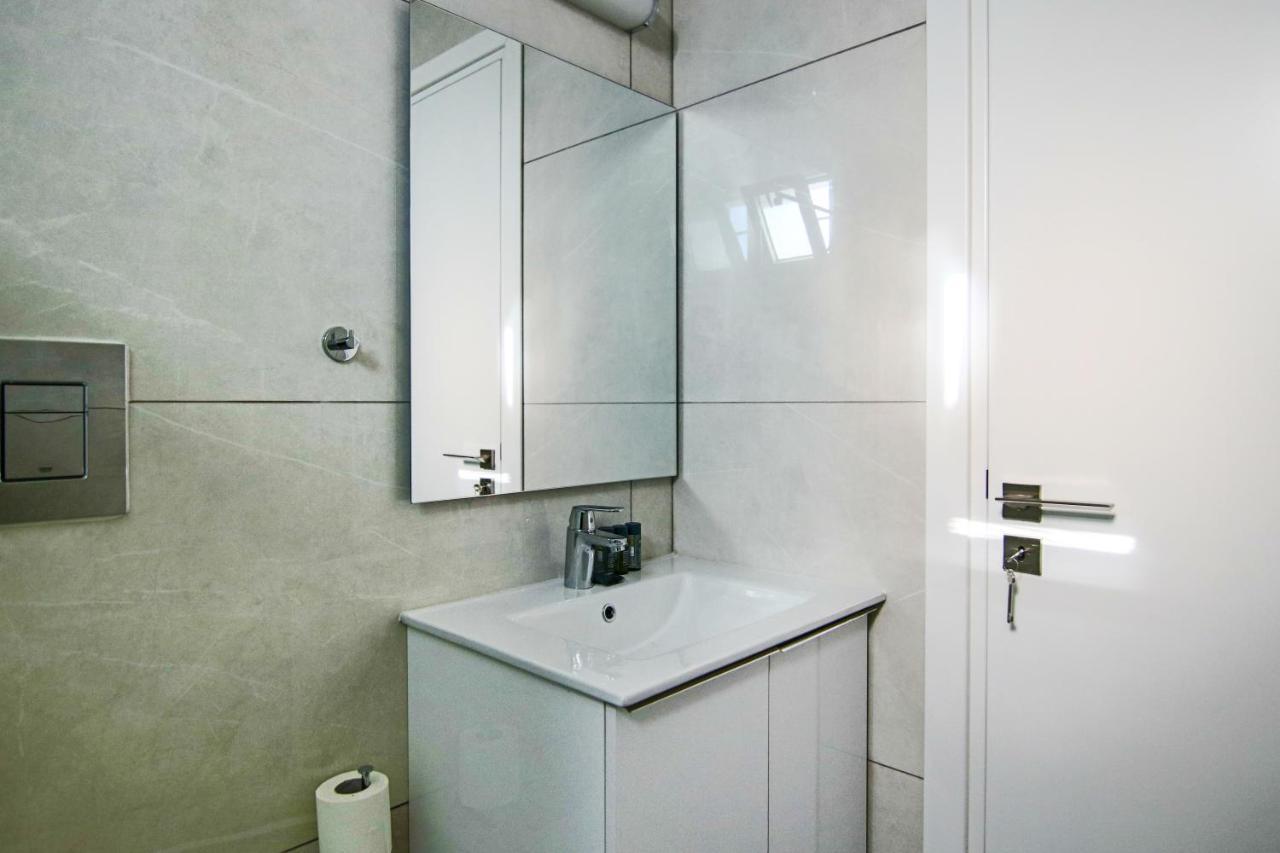 Apartamento Phaedrus Living - Seaside Executive Flat Harbour 202 Paphos Exterior foto