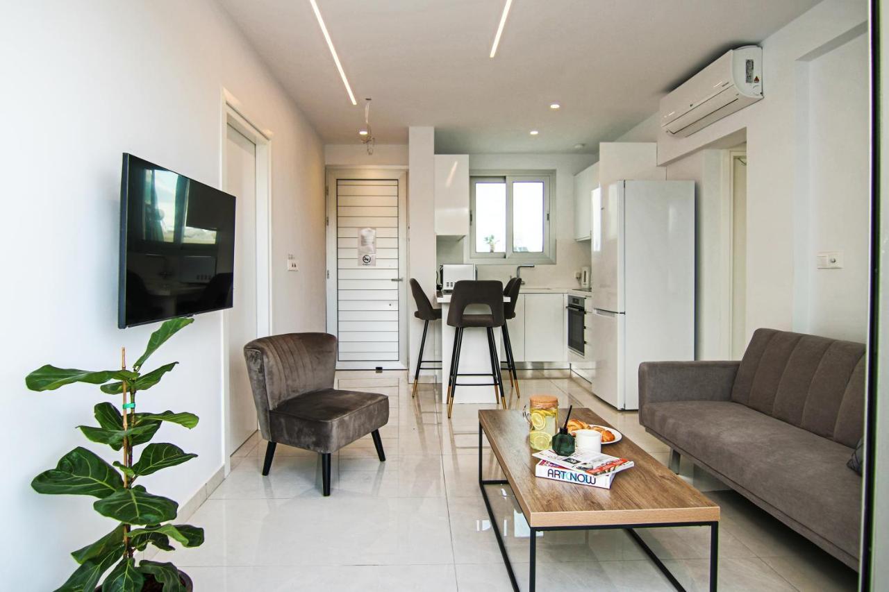Apartamento Phaedrus Living - Seaside Executive Flat Harbour 202 Paphos Exterior foto